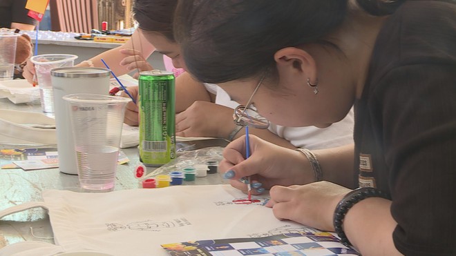 Người trẻ “làm mới” di sản: Khi múa rối nước bước vào đời sống đương đại - Ảnh 4.