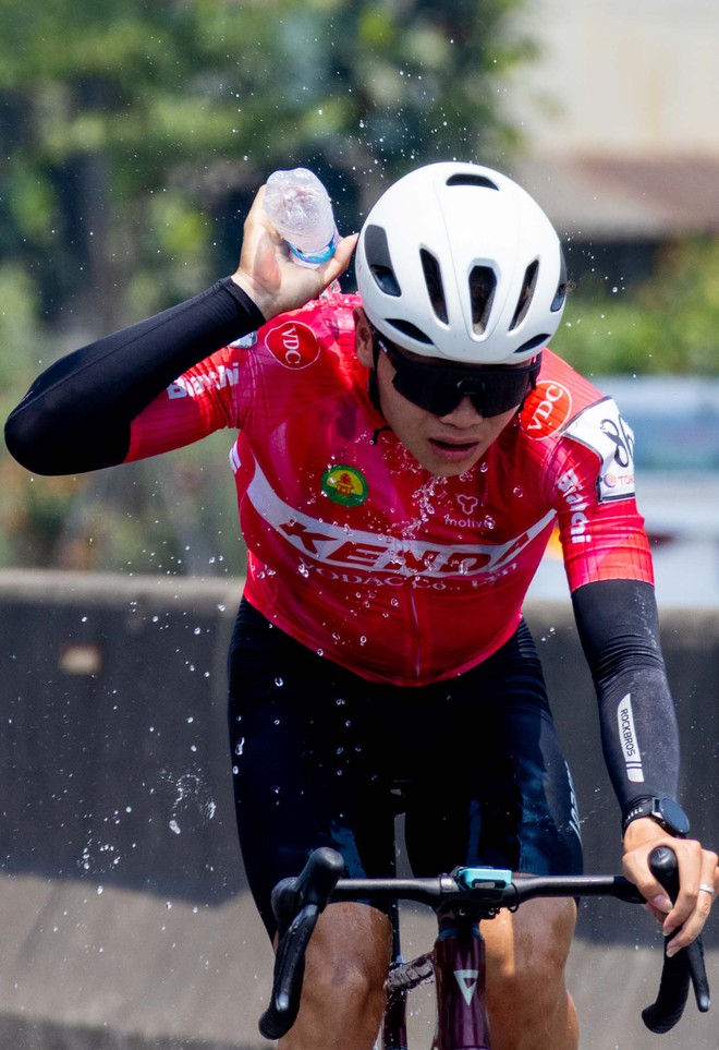 Khoảnh khắc đẹp chặng 8: Ven biển miền Trung | Cúp Truyền hình 2026 - Ảnh 11.