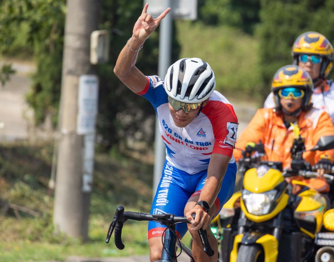 Khoảnh khắc đẹp chặng 8: Ven biển miền Trung | Cúp Truyền hình 2026 - Ảnh 25.