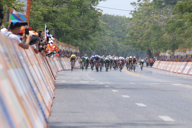 Khoảnh khắc đẹp chặng 8: Ven biển miền Trung | Cúp Truyền hình 2026 - Ảnh 26.