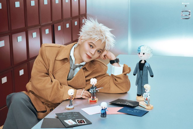 RHYDER, Isaac, Pháp Kiều, Jsol và dàn Anh trai hé lộ loạt kỷ vật từ fan- Ảnh 1. RHYDER, Isaac, Pháp Kiều, Jsol và dàn Anh trai hé lộ loạt kỷ vật từ fan- Ảnh 1.