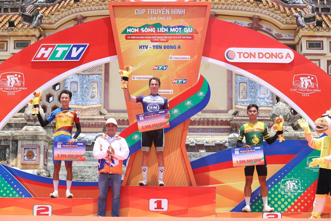 Hình ảnh đẹp chặng 9: Vòng đua TP. Huế- Ảnh 30. Hình ảnh đẹp chặng 9: Vòng đua TP. Huế- Ảnh 30.