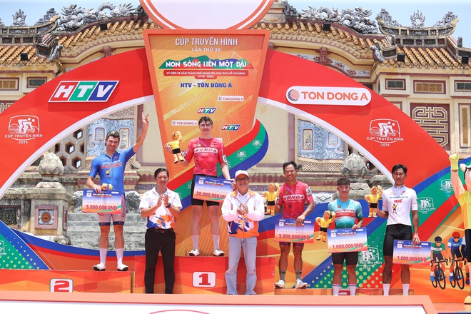 Hình ảnh đẹp chặng 9: Vòng đua TP. Huế- Ảnh 31. Hình ảnh đẹp chặng 9: Vòng đua TP. Huế- Ảnh 31.