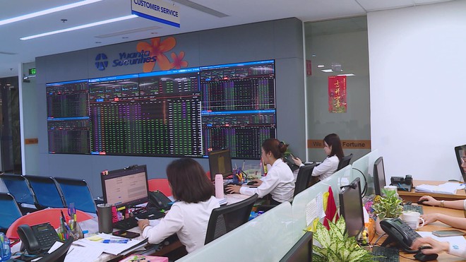 Chứng khoán Việt Nam: VN-Index xác lập mốc 1.700 điểm sau tin nâng hạng từ FTSE Russell- Ảnh 2. Chứng khoán Việt Nam: VN-Index xác lập mốc 1.700 điểm sau tin nâng hạng từ FTSE Russell- Ảnh 2.