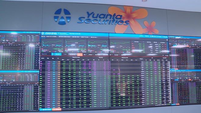 Chứng khoán Việt Nam: VN-Index xác lập mốc 1.700 điểm sau tin nâng hạng từ FTSE Russell- Ảnh 3. Chứng khoán Việt Nam: VN-Index xác lập mốc 1.700 điểm sau tin nâng hạng từ FTSE Russell- Ảnh 3.