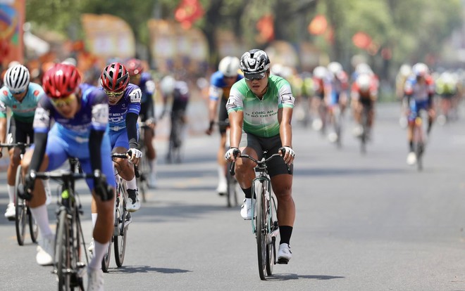 Chặng 9 sôi động Cố đô Huế: Marchuk Dzianis thống trị bảng tổng sắp- Ảnh 7.