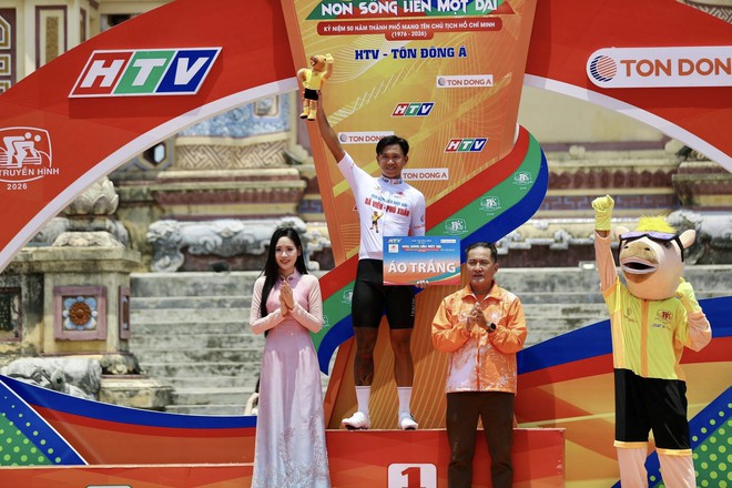 Chặng 9 sôi động Cố đô Huế: Marchuk Dzianis thống trị bảng tổng sắp- Ảnh 12.