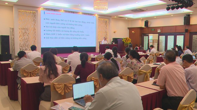 TP. Hồ Chí Minh nỗ lực tìm giải pháp nâng cao mức sinh, giảm thiểu già hóa dân số- Ảnh 3.