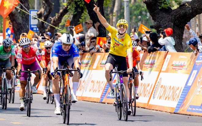 Hình ảnh đẹp chặng 9: Vòng đua TP. Huế- Ảnh 14. Hình ảnh đẹp chặng 9: Vòng đua TP. Huế- Ảnh 14.