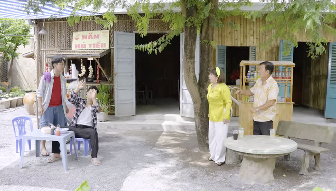 Lẹ không trễ tàu: Tối lửa tắt đèn có nhau - Ảnh 5.