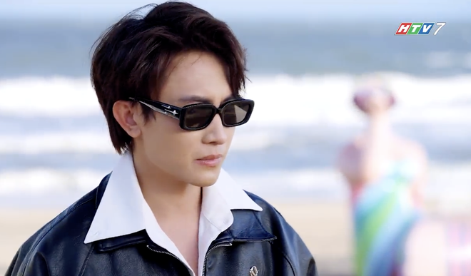 Trò đùa huyết thống: Bí mật từ khối rubik - Ảnh 1.