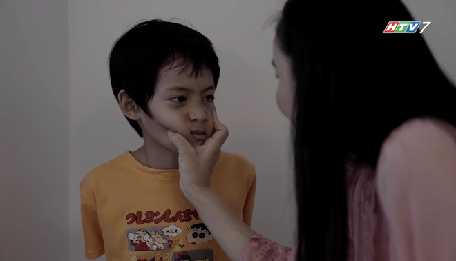 Trò đùa huyết thống: Bí mật từ khối rubik - Ảnh 6.