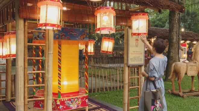 “Vườn ánh sáng” đặc biệt tại Văn Miếu - Quốc Tử Giám- Ảnh 4.