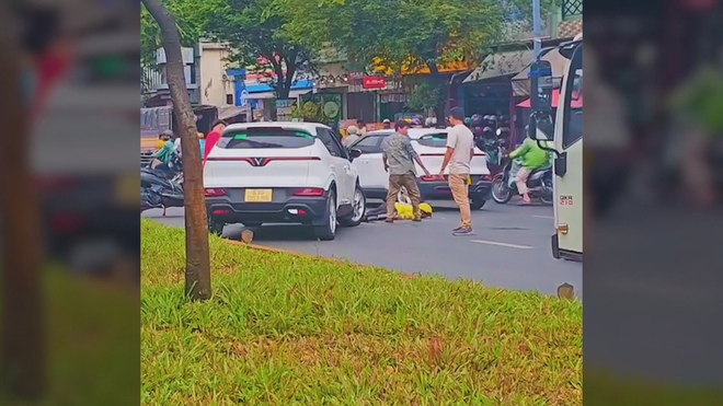 60 Giây ngày 16/4/2026 | Bến xe Miền Tây lên phương án phục vụ hành khách dịp lễ - Ảnh 4.