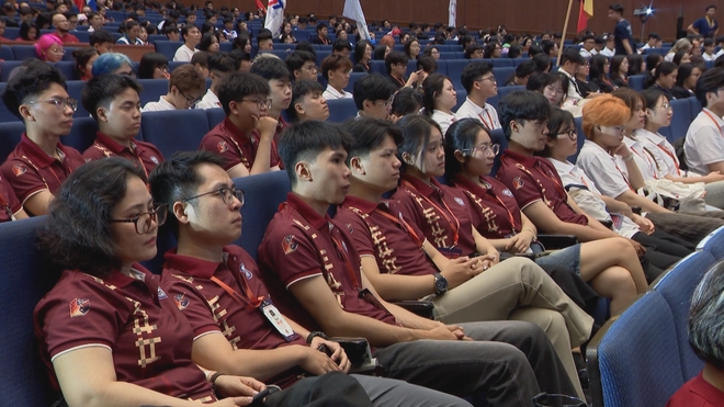 Thời sự trưa HTV ngày 16/4/2026 | Khai mạc Liên hoan Sinh viên Kiến trúc toàn quốc lần thứ XV - Ảnh 2.