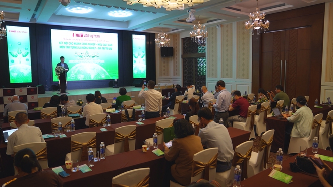 Thời sự trưa HTV ngày 16/4/2026 | Khai mạc Liên hoan Sinh viên Kiến trúc toàn quốc lần thứ XV - Ảnh 8.