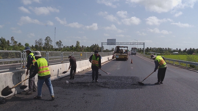 60 Giây ngày 16/4/2026 | Bàn giao cao tốc Cần Thơ – Cà Mau trước ngày 30/4- Ảnh 1. 60 Giây ngày 16/4/2026 | Bàn giao cao tốc Cần Thơ – Cà Mau trước ngày 30/4- Ảnh 1.