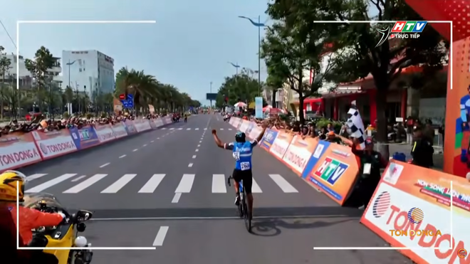 Hồ Xuân Duy "một mình một ngựa" thống trị đường đua phong trào tại  - Ảnh 5.