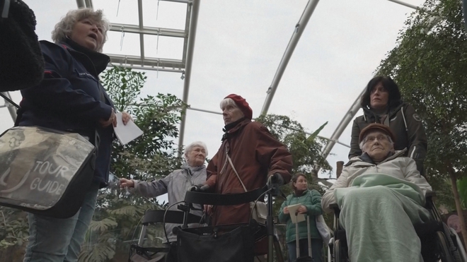 Đức: Tour sở thú cho người mắc chứng sa sút trí tuệ- Ảnh 1.