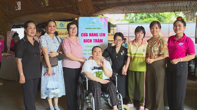 Vẻ đẹp vầng trăng khuyết - Nghị lực tỏa sáng - Ảnh 4.