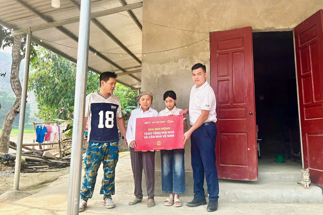 Song Luân, Anh Tú, Đỗ Nhật Hoàng hội ngộ tại "Mái ấm gia đình Việt" - Ảnh 9.