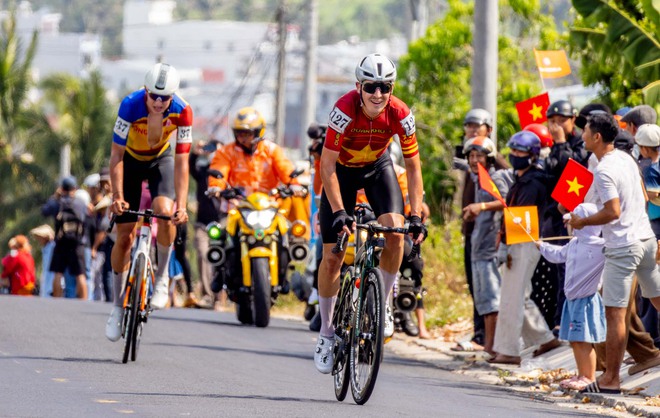 Chặng 14 Cúp Truyền hình 2026: Quyết liệt trên những con dốc - Ảnh 17.