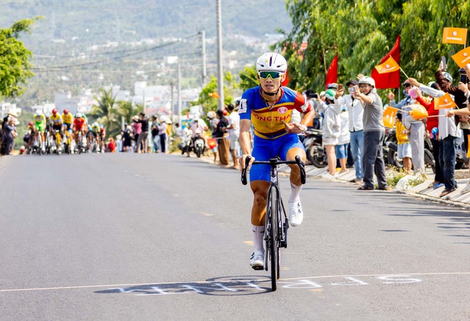 Chặng 14 Cúp Truyền hình 2026: Quyết liệt trên những con dốc - Ảnh 18.