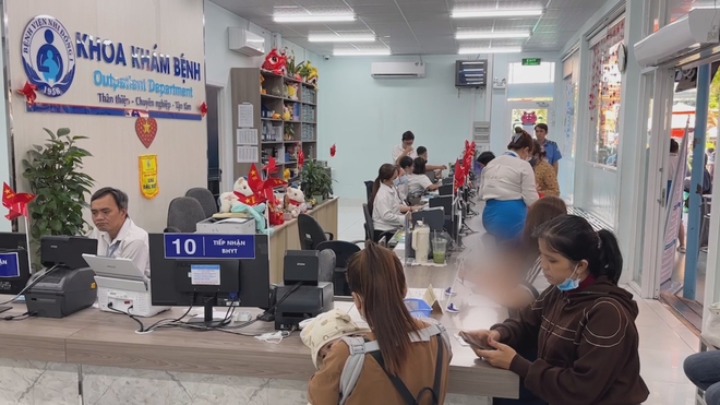 60 Giây ngày 18/4/2026 | Người dân TP. Hồ Chí Minh được khám sức khỏe, tầm soát bệnh miễn phí - Ảnh 3.