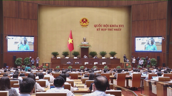 Quốc hội Khóa XVI tăng tốc hoàn thiện thể chế từ kỳ họp đầu tiên - Ảnh 2.
