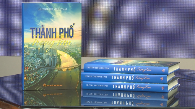 "Thành phố trong tim": Hồi ký kỷ niệm và tình yêu sâu đậm dành cho TP. Hồ Chí Minh- Ảnh 1.