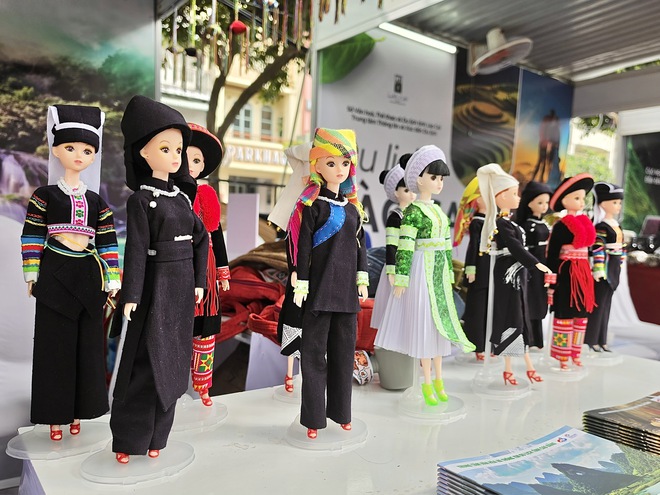 Khai mạc Ngày hội Du lịch TP.HCM 2026: Kích cầu du lịch hè, kết nối doanh nghiệp và địa phương - Ảnh 9.