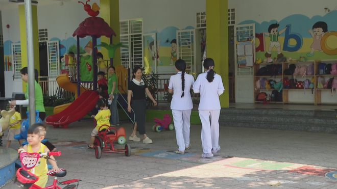 TP. HỒ CHÍ MINH TĂNG CƯỜNG BIỆN PHÁP PHÒNG CHỐNG BỆNH TAY - CHÂN - MIỆNG  - Ảnh 3.