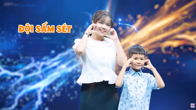 Hoàng Rapper "đứng hình" với đáp án trốn vô tủ khi có cháy của bé trai - Ảnh 1.