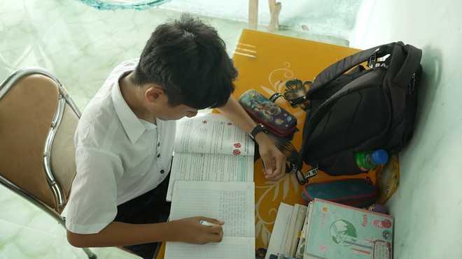 Mái ấm gia đình Việt: Quang Phú luôn day dứt vì nghĩ mình là gánh nặng - Ảnh 8.