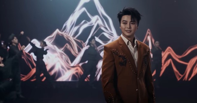 NSƯT Võ Minh Lâm ra mắt MV "Ánh Sao Việt Nam" hướng về đại lễ 30/4 - Ảnh 10.