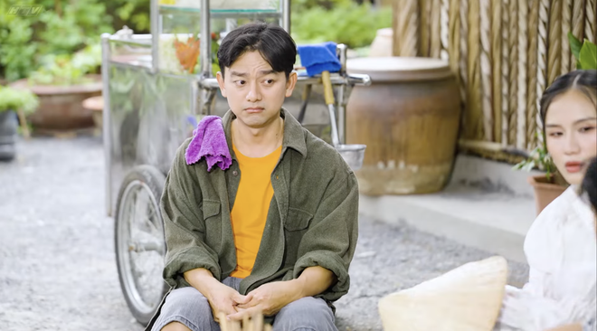 Lẹ không trễ tàu: Trốn văn nghệ, dính luôn tình người - Ảnh 3.