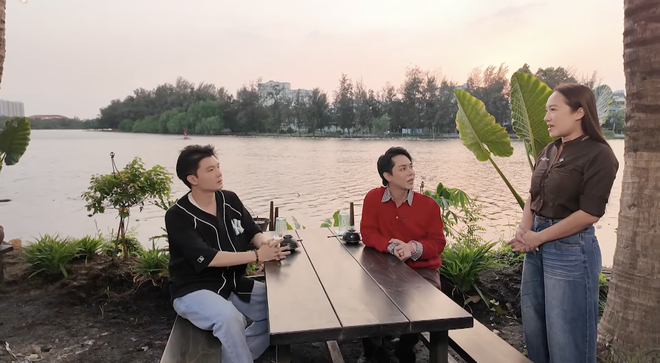 Quán ăn hạnh phúc "đột nhập" nhà hàng của Ngọc Trinh - Ảnh 6.