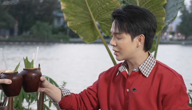 Quán ăn hạnh phúc "đột nhập" nhà hàng của Ngọc Trinh - Ảnh 8.