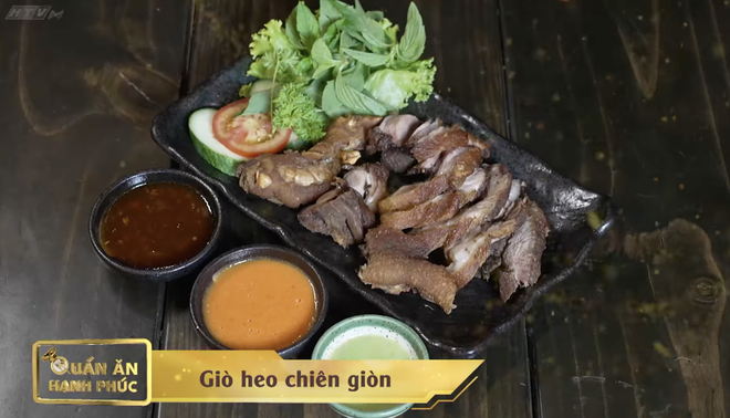 Quán ăn hạnh phúc "đột nhập" nhà hàng của Ngọc Trinh - Ảnh 14.