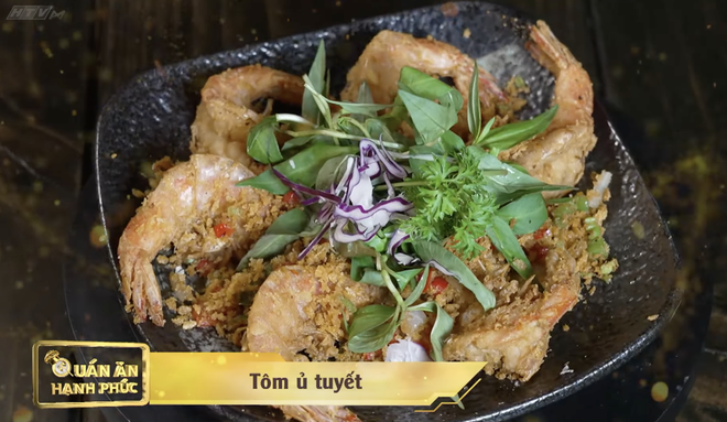 Quán ăn hạnh phúc "đột nhập" nhà hàng của Ngọc Trinh - Ảnh 12.