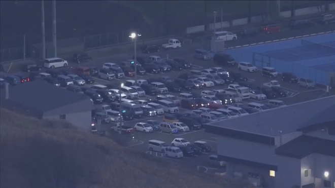 Nhật Bản ban bố cảnh báo sóng thần sau động đất mạnh 7,4 độ richter  - Ảnh 3.