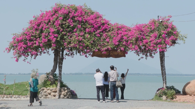 Khách quốc tế đến Việt Nam du lịch đạt mức cao kỉ lục với 6,7 triệu lượt - Ảnh 7.