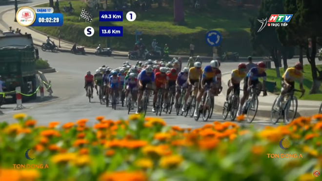 Chặng 17 Cúp Truyền hình 2026: Anton Popov tiếp tục chiến thắng chặng - Ảnh 11.