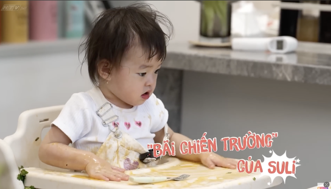 "Mẹ vắng nhà, Ba là siêu nhân": Bữa trưa "hỗn loạn" cùng hai nàng công chúa Nami - Suli - Ảnh 14.