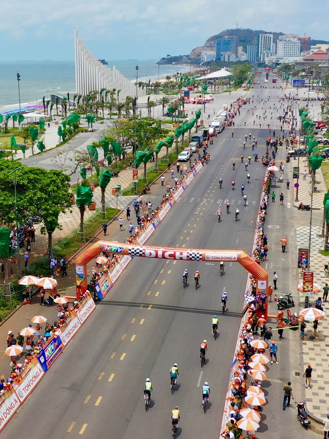 Chặng 18 Cúp Truyền hình 2026: Cung đường ven biển - Ảnh 28.