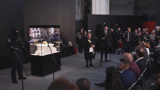 Rumania thu hồi nhiều bảo vật bị trộm đánh cắp - Ảnh 1.