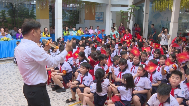 Lịch nghỉ lễ 2026 có gì đặc biệt: Sinh viên có thể nghỉ tới 9 ngày trong kỳ nghỉ giỗ Tổ và 30/4 - 1/5 - Ảnh 1.