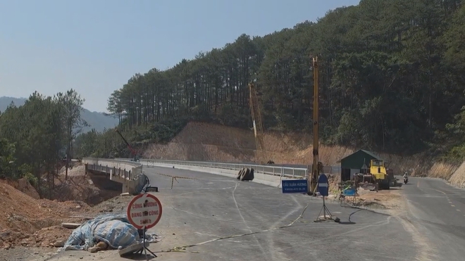 60 Giây ngày 23/4/2026 | TP. Hồ Chí Minh: Thưởng tiền cho người sinh đủ hai con - Ảnh 5.