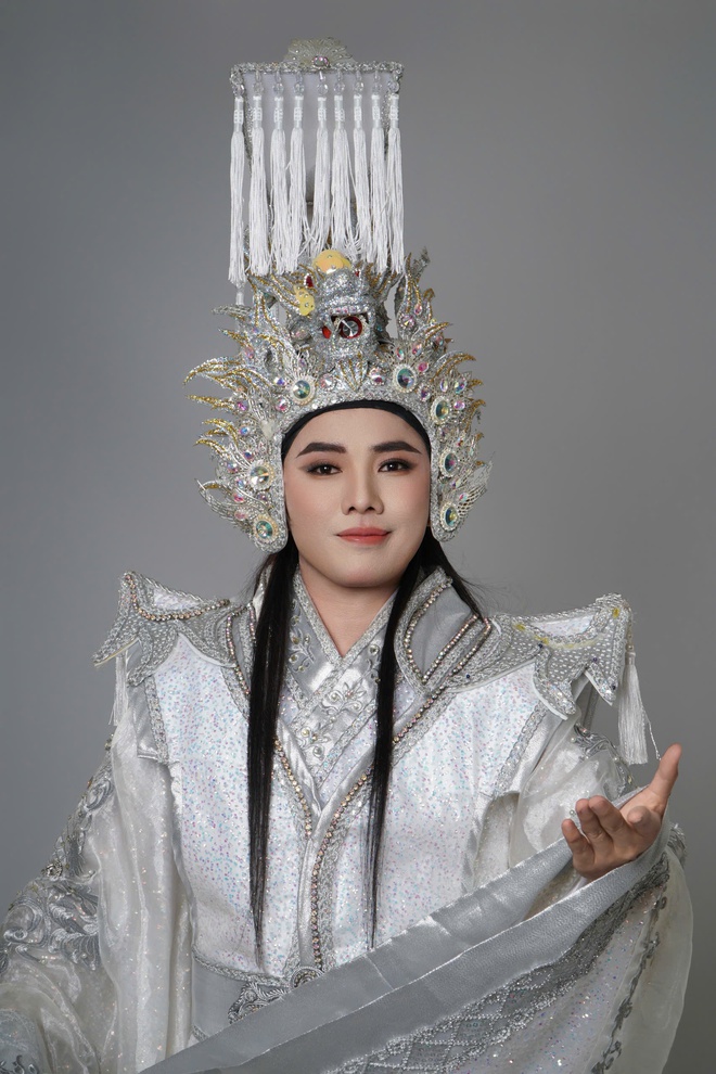 Nghệ sĩ Lê Hậu: 14 năm giữ lửa đam mê và giấc mơ mang tên "Hương Quê Tình Mẹ" - Ảnh 5.