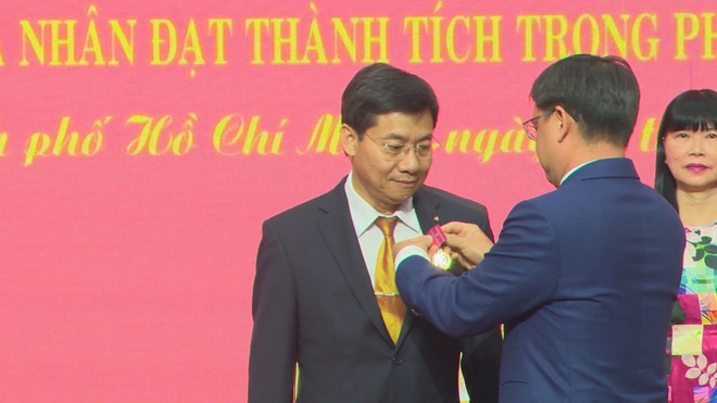 Bệnh viện Nhân dân 115 đón nhận khen thưởng cấp Nhà nước- Ảnh 1.